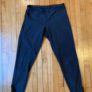 Lululemon Crop Grey pants